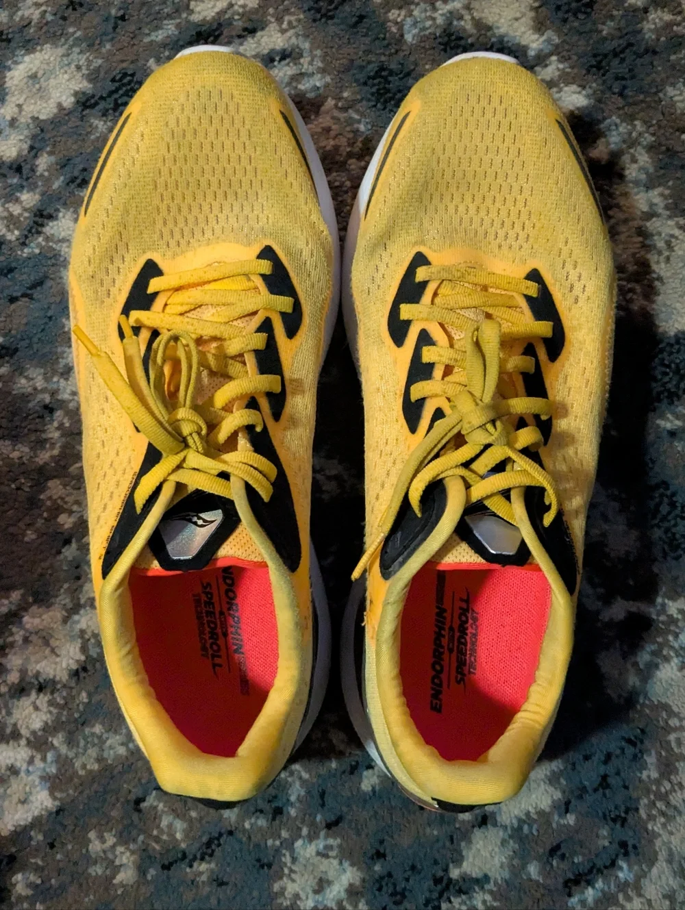 Saucony Endorphin Shift 2 ViZiGold Men's 10.5